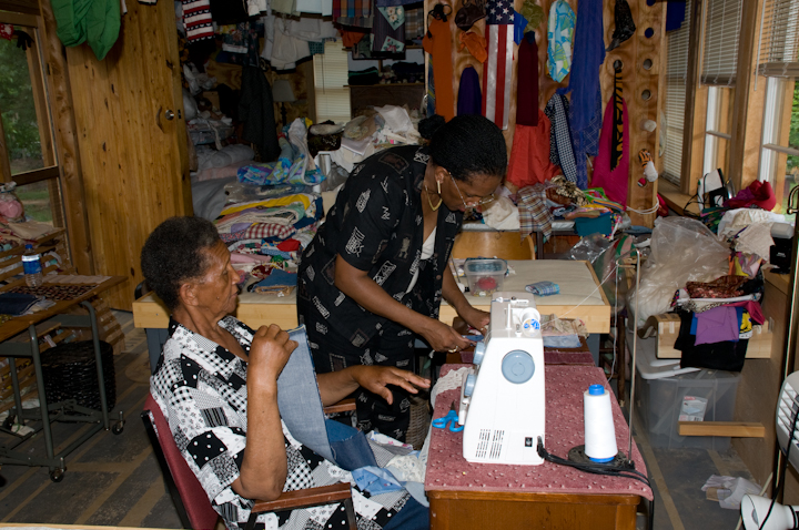 Mozell Benson working with her daughter, Sylvia Stephens, Opelika, Alabama, June 5, 2008, photograph by Alan Govenar